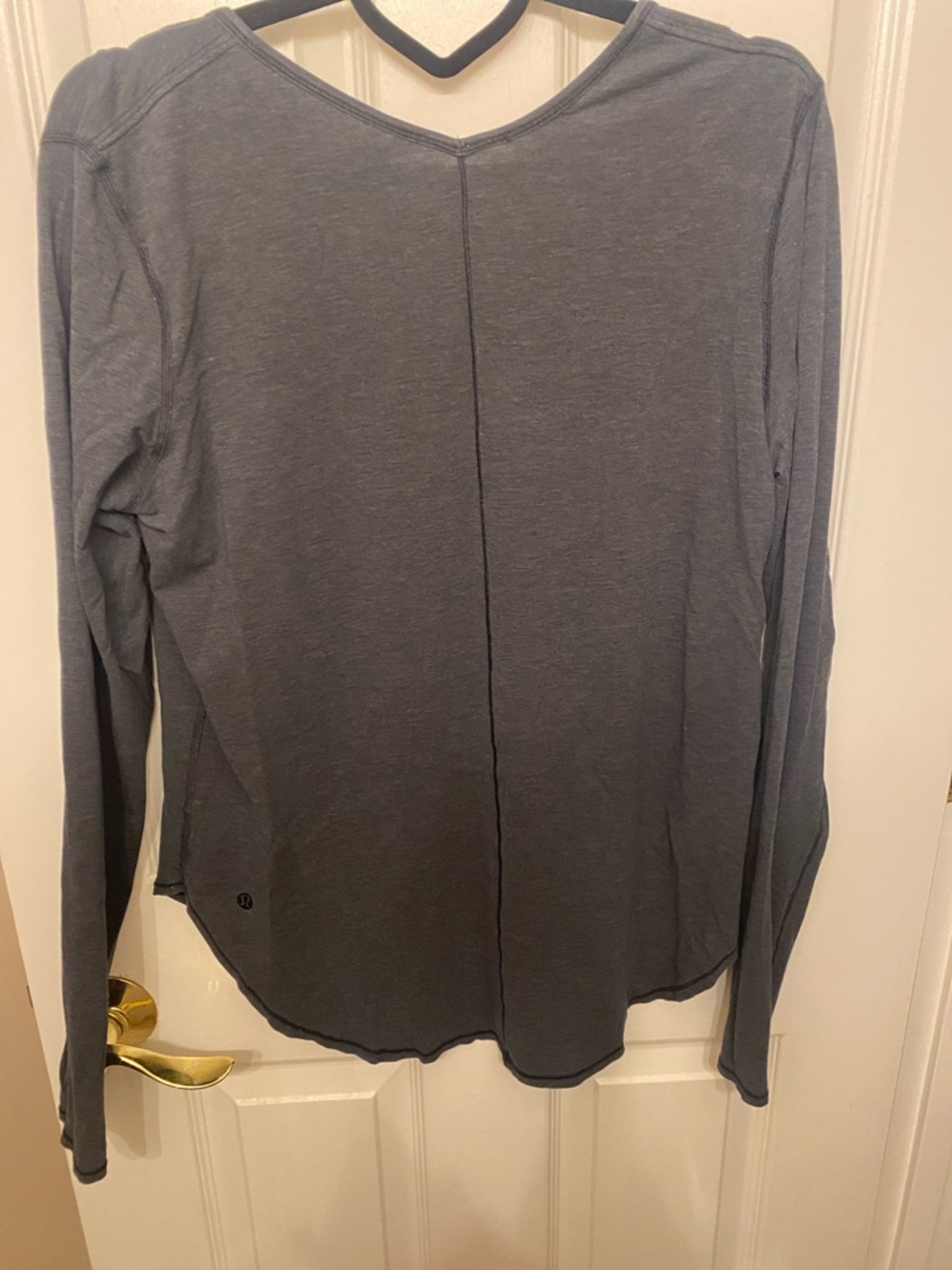 Lululemon Long-Sleeve Scoop Neck Top - Charcoal Gray high low - Picture 2 of 3